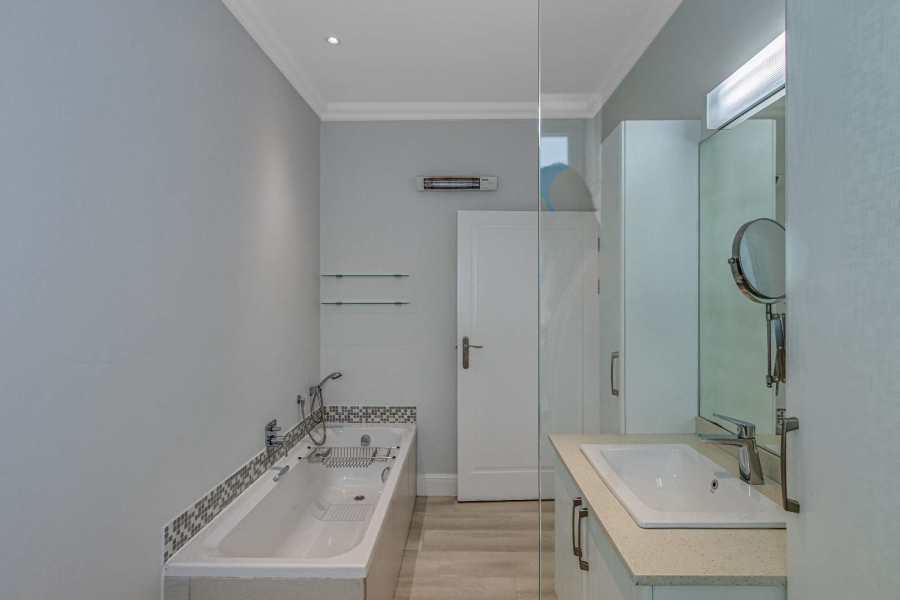 1 Bedroom Property for Sale in Hunters Estate Western Cape